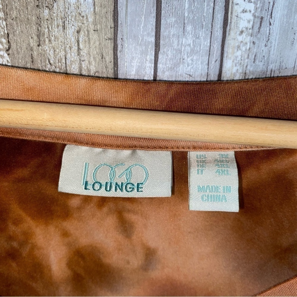 LOGO Lounge Brushed Tie Dye V Neck - Picture 7 of 7